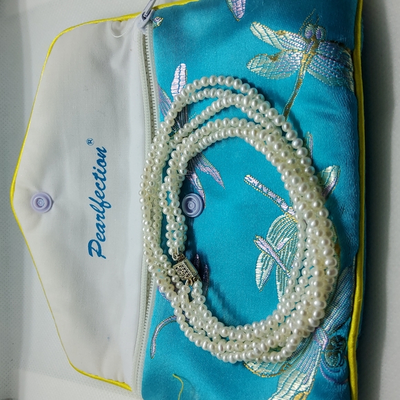 Pearlfection Triple Strand - Picture 9 of 9